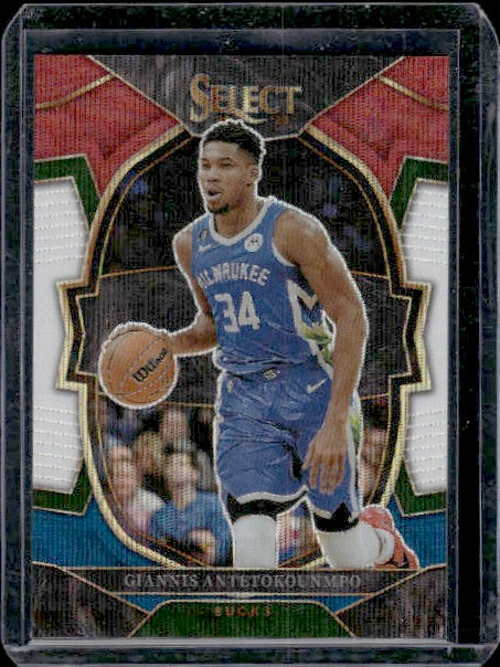 2022-23 Panini Select #61 Giannis Antetokounmpo Tri-Color Prizms