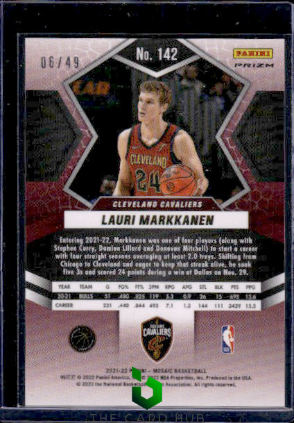 2021-22 Panini Mosaic #142 Lauri Markkanen Purple #/49