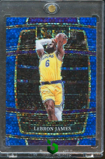 2021-22 Panini Select #100 LeBron James Blue Disco Prizms #/25